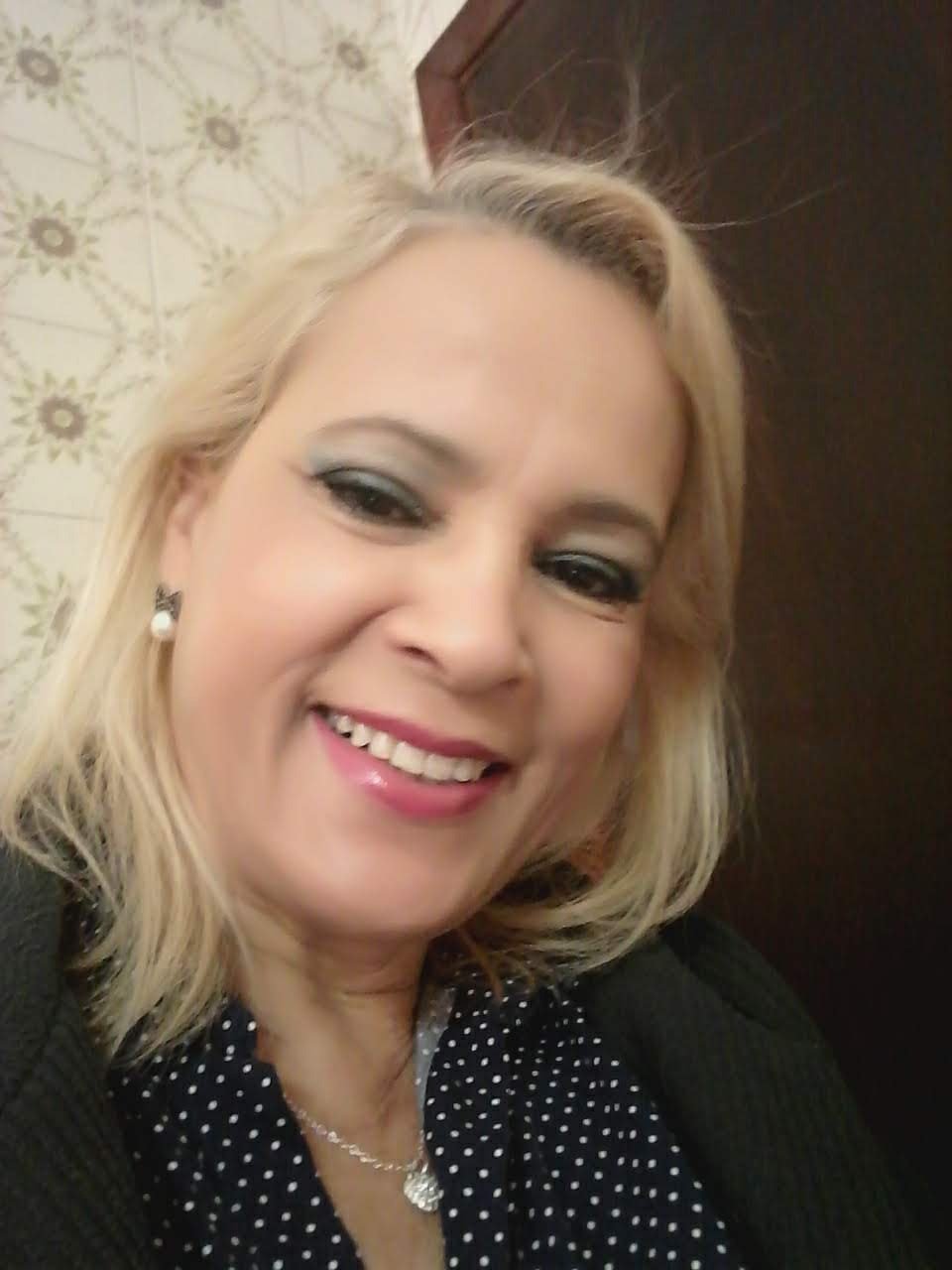 Professora Lair Mênia do Couto Schmidt